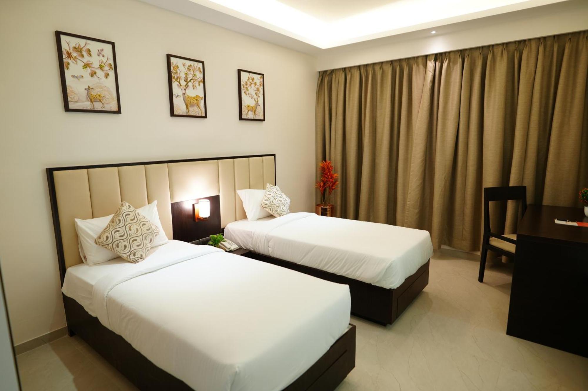 Hotel Grand Visava Lonavala Exterior photo